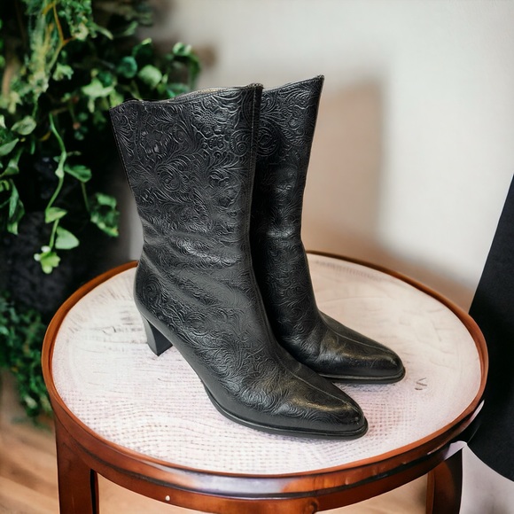 A.Marinelli Shoes - A. Marinelli Women's Black Floral Embossed ARCHER Boots 8